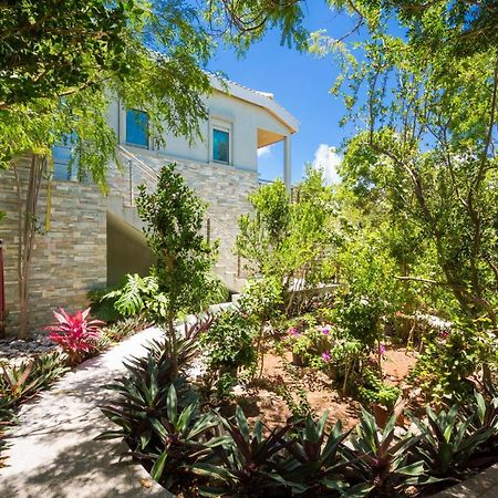 One On Marlin Resort (Adults Only) Turtle Cove Exterior foto