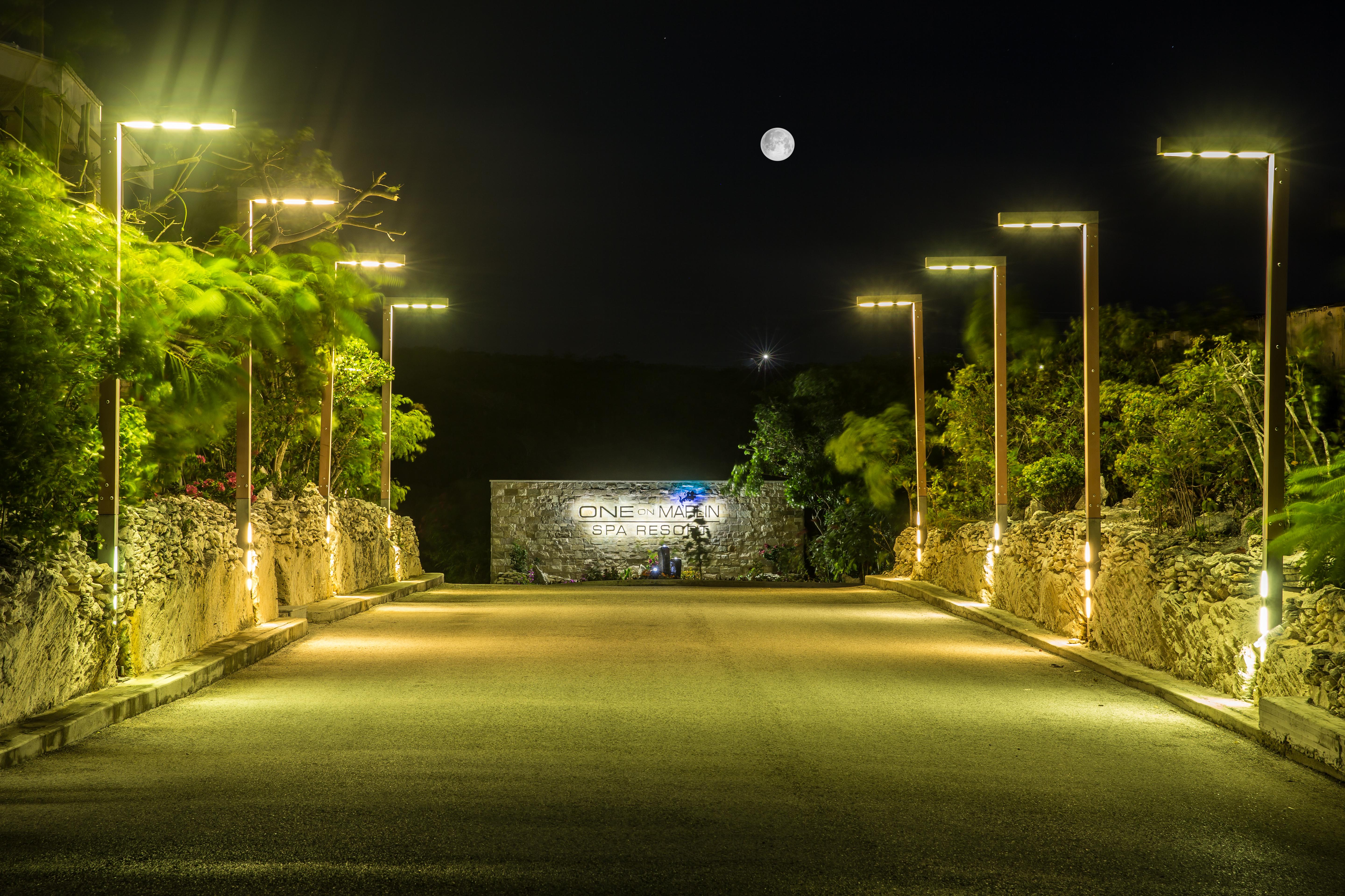 One On Marlin Resort (Adults Only) Turtle Cove Exterior foto