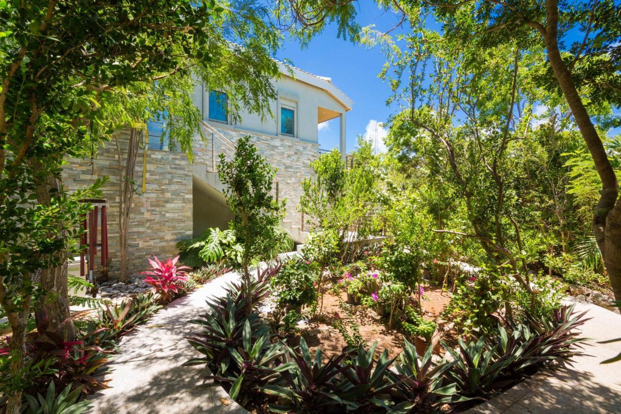 One On Marlin Resort (Adults Only) Turtle Cove Exterior foto